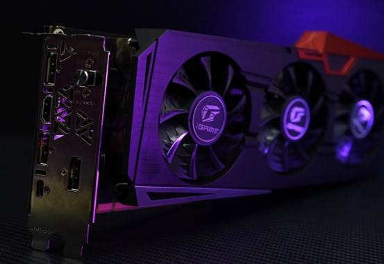 为什么说amd显卡更适合玩csgo,为什么都说amd好买英特尔