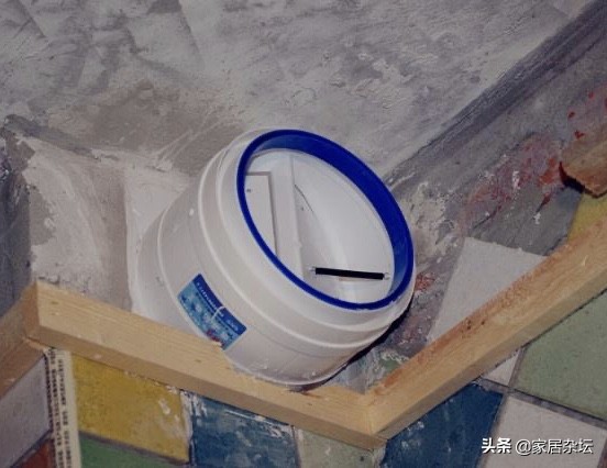 厨房有油烟味怎么快速去除,厨房有一股油烟味很臭怎么去除