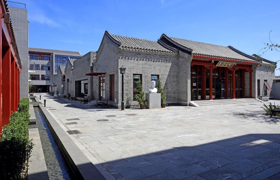 北京三十五中高中新校园，古宅院风格的现代校园