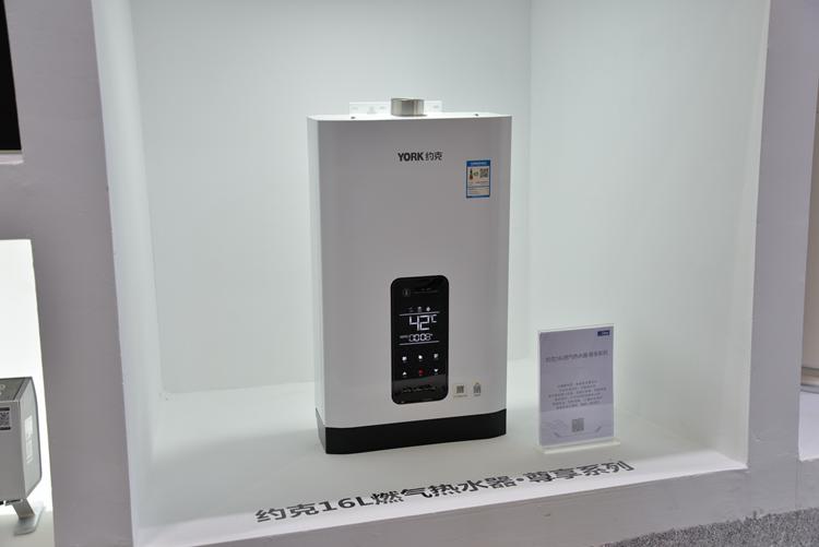 CEChina2019|构建开放智能生态圈:苏宁展示旗下极物智能设备