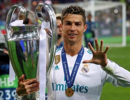 c罗仍能打破的11个纪录,c罗一场比赛踢出了7个纪录