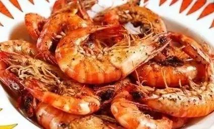 这些秘制的海鲜神店，把正宗烤蚬子、海蛎子刮回家