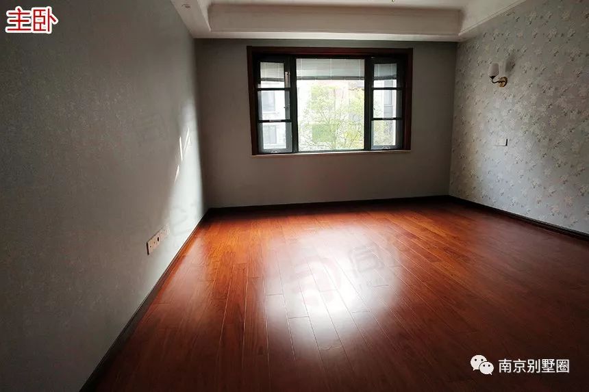 江宁中航樾府二手别墅价格,49万江宁捡漏房