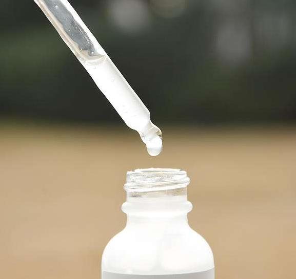 保湿烟酰胺原液使用步骤,theordinary烟酰胺原液混干皮能用吗