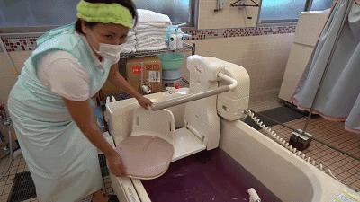 日本养老院人性化,为何日本老人卖房也要住养老院