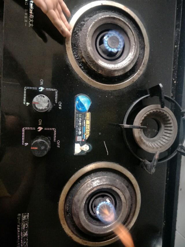 煤气灶太耗电了怎么解决,煤气灶耗电特别快是怎么回事