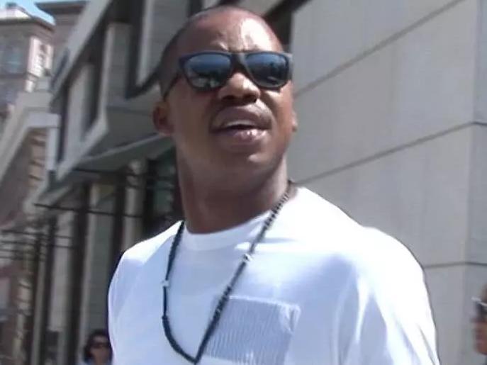 姚明现身球场,弗朗西斯现身姚明