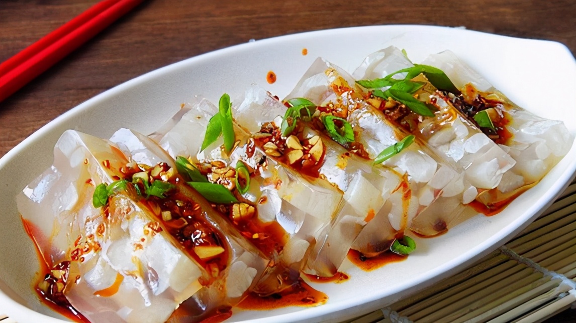 做猪皮冻水的比例是多少,做猪皮冻的正确方法