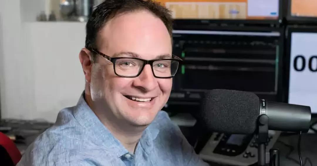 名记Woj谈欧文,名记Woj谈文班亚马