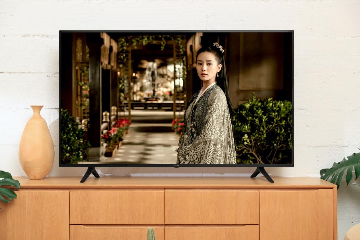 创维酷开j350英寸对比红米a50,预算2k买电视