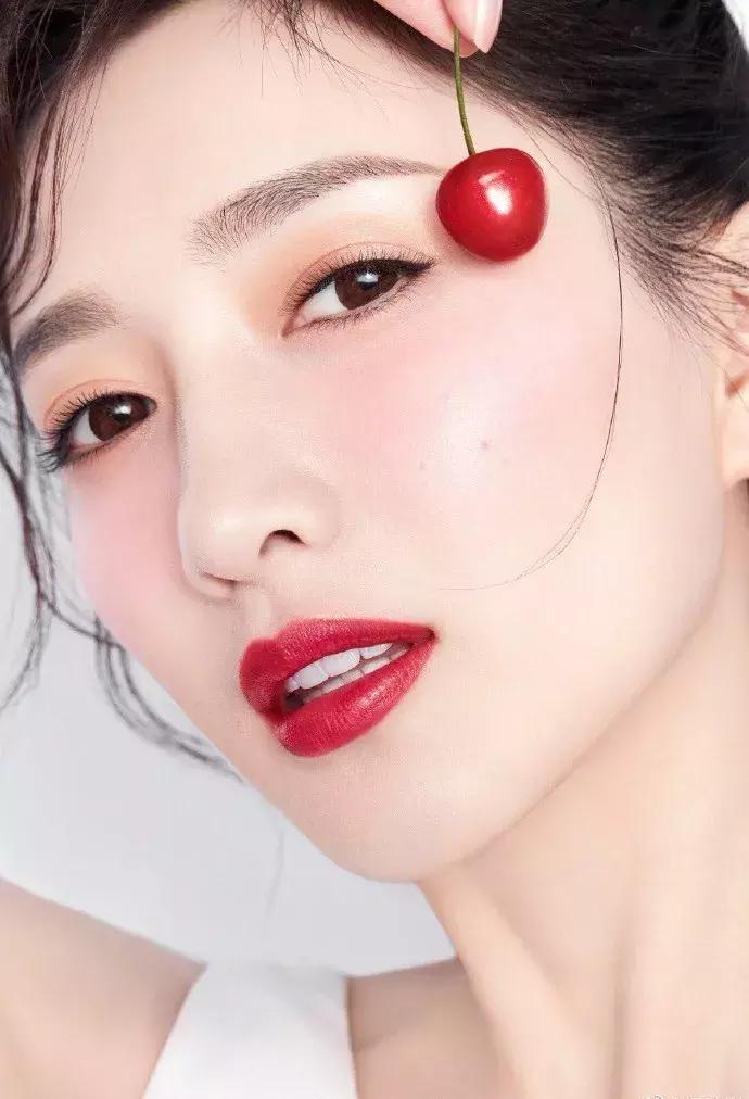 江疏影的衣品真让人佩服,江疏影最新穿搭