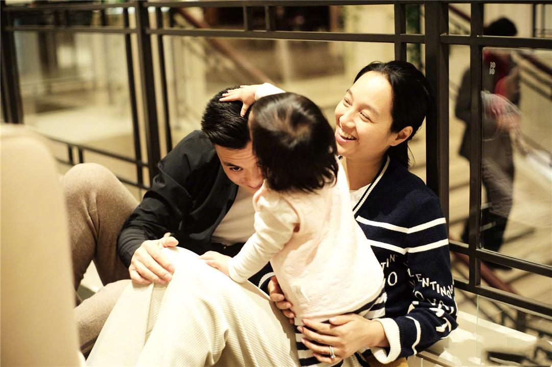 夫妻两人年龄相差多少岁最好,夫妻双方年龄相差几岁最好