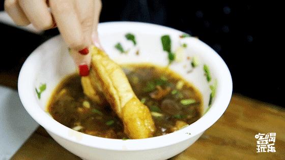 浏阳蒸菜腊鱼蒸豆豉,湖南特色浏阳蒸菜简单好吃又下饭