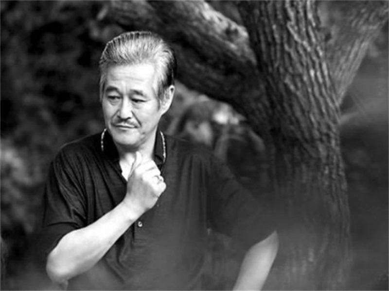 “被商标”明星，“贩冰冰”、“帐子怡”，这些人脑洞太大了