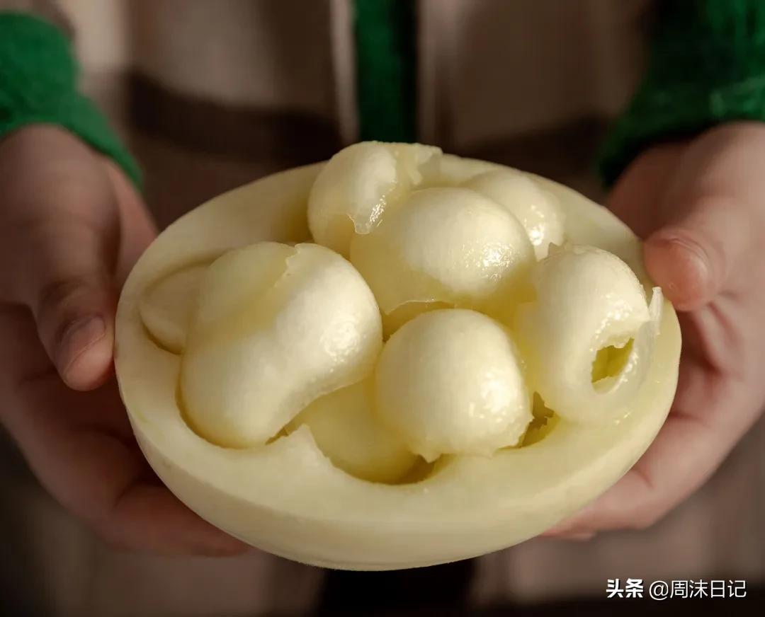 不甜不要钱!白玉甜瓜火了,脆嫩香甜多汁!全家老小都爱吃