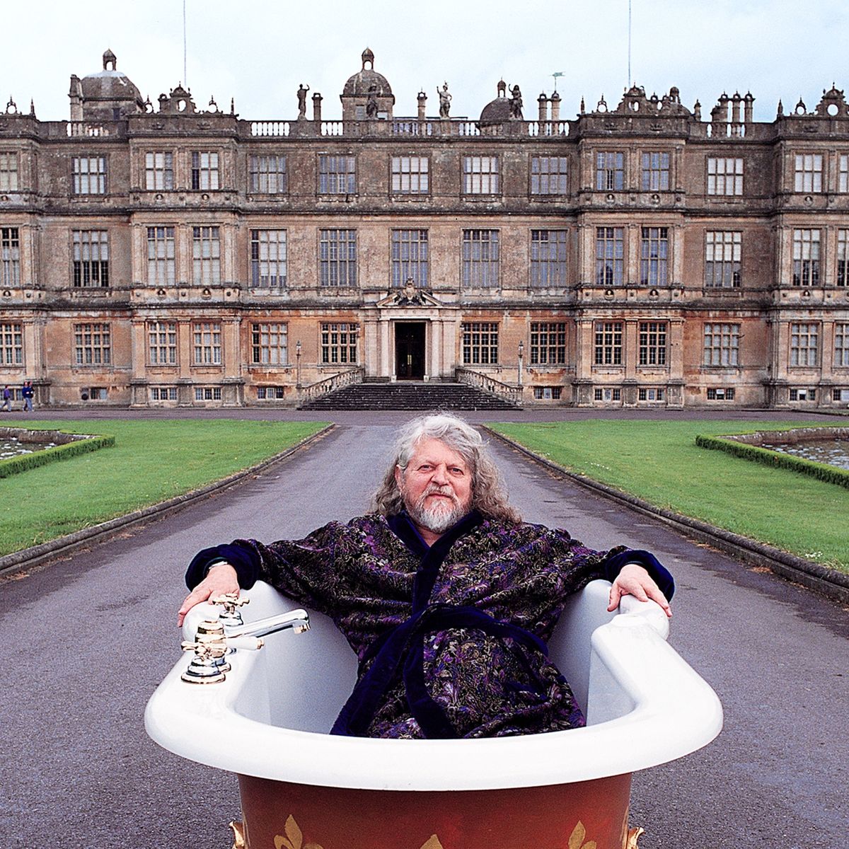 非洲巨富私生女嫁英国帅侯爵,却被婆婆嫌糟蹋400年血脉?