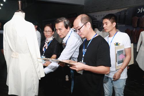 方建强:从普通版师到各大赛裁判员,服装制版师的天花板在哪?