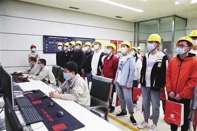 “电厂又黑又脏”的老印象被颠覆！“二电厂”向公众展示火电厂奥秘！