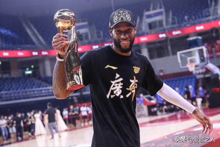 广东男篮杜锋进攻集锦,杜锋广东防守效率