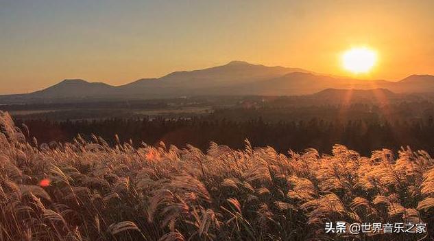 推荐50首最好听的英文歌曲经典的,二十首最受欢迎英文歌曲经典