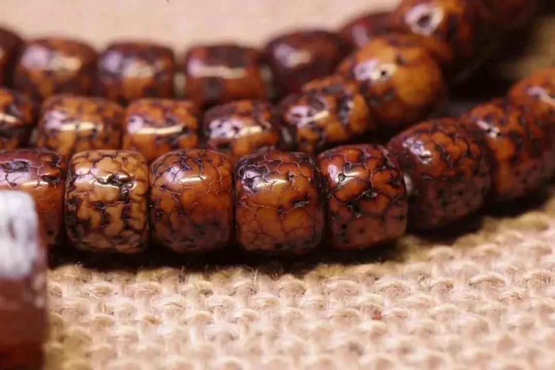 菩提盘玩粘手怎么处理,菩提咬手是什么样的