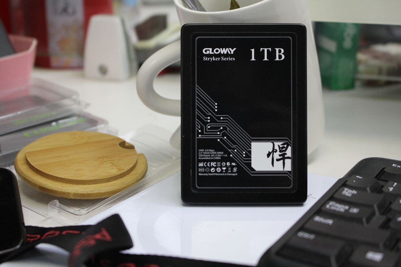 国产统一操作系统uos正式版发布,光威ssd悍将和羿pro哪个好