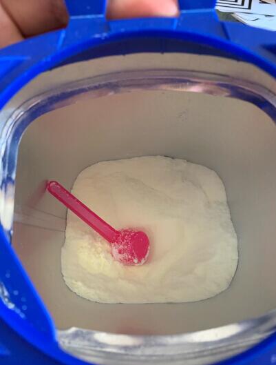 央视报道的国外奶粉不适合中国宝宝是真的吗?中国宝宝喝什么好?