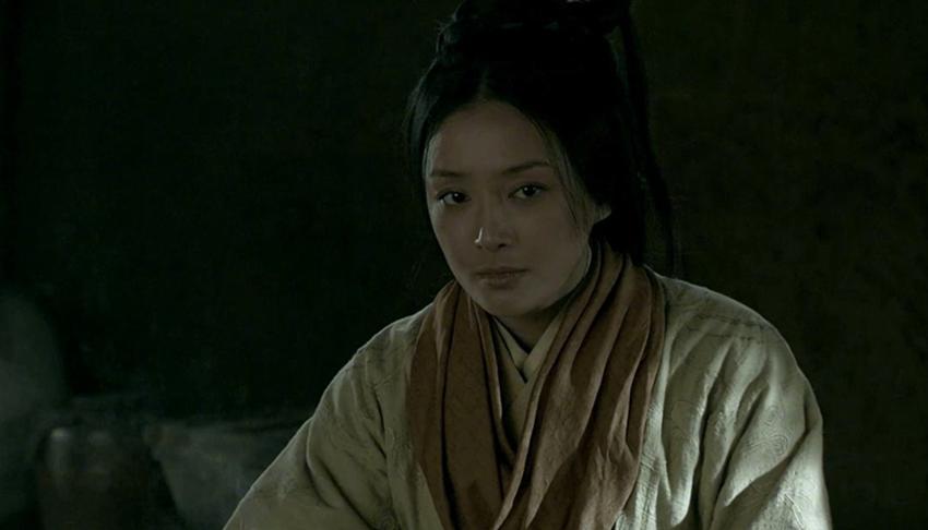 世人皆说吕雉心狠手辣,世人都说吕雉是毒妇