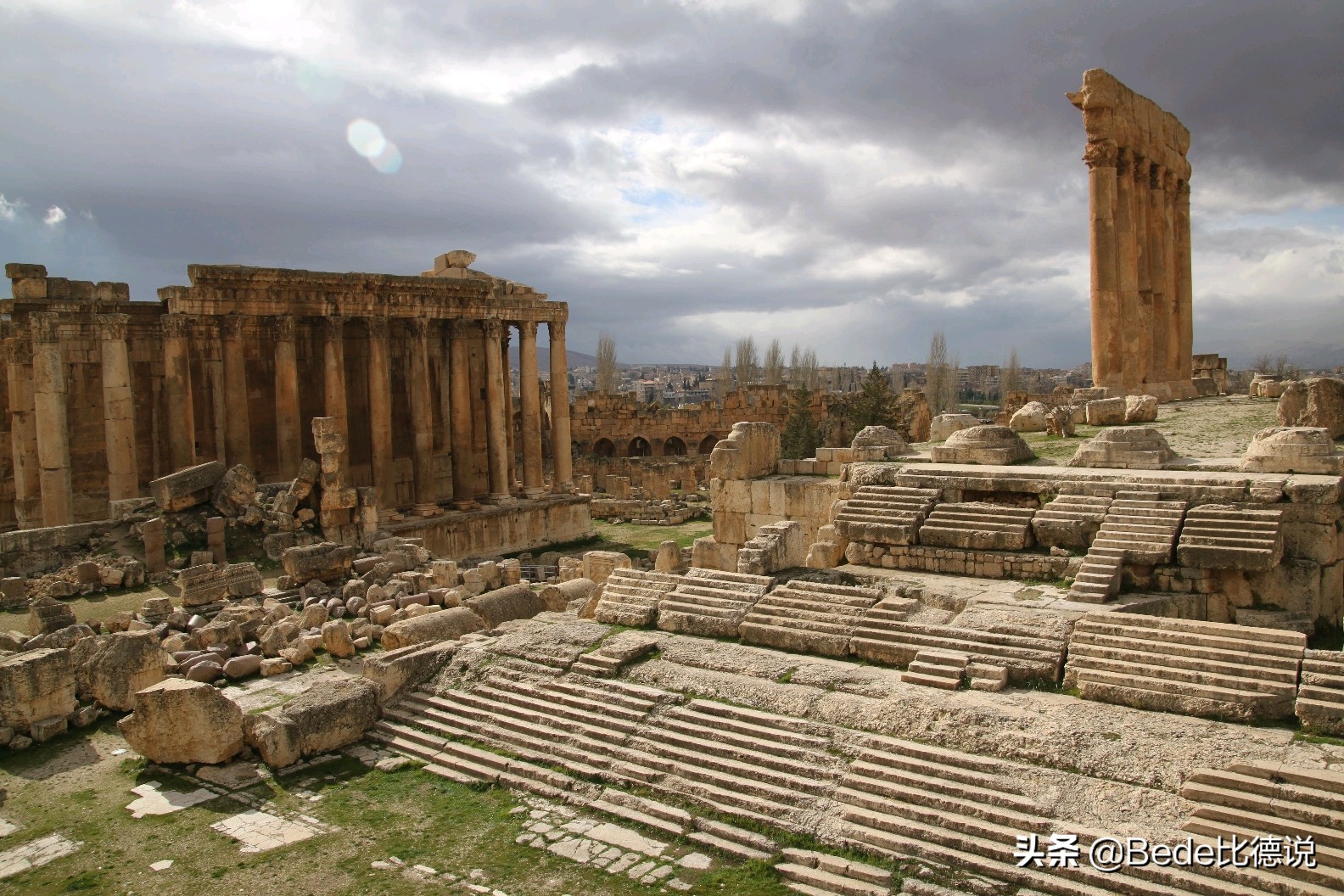 上万年文明遗址,一万年前的金字塔遗迹