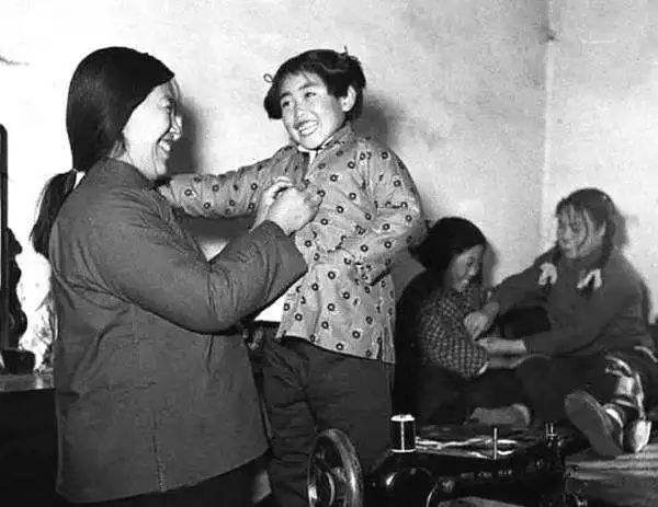 七零后小时候的回忆视频,春节序曲回忆小时候过年