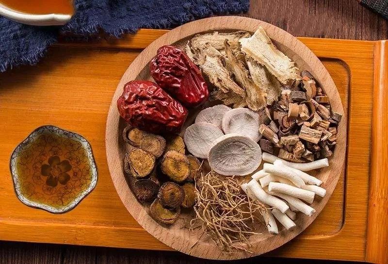 祛斑骗局揭秘,女子祛斑15分钟花了3万