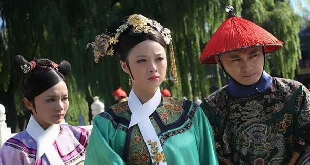 甄嬛传华妃拿掉封号,甄嬛传华妃封皇贵妃的解读