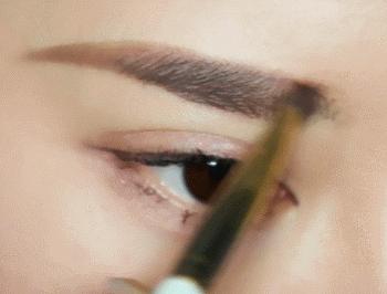 初学眉毛怎么画才能根根分明,新手画眉毛的技巧和方法