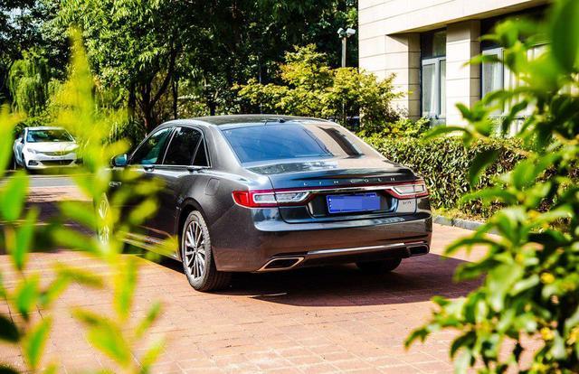 林肯大陆和奥迪a6l哪个档次高,林肯大陆和奥迪A6L对比