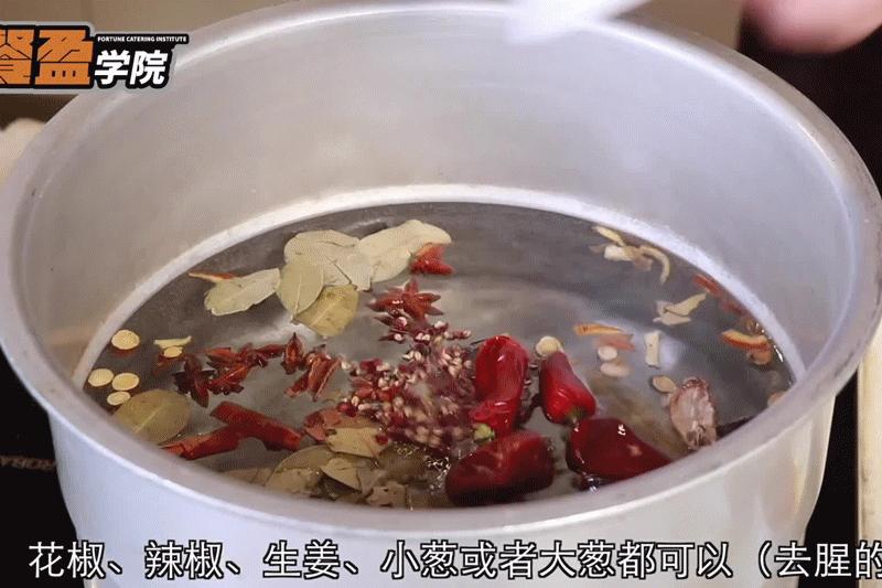 卖红油串串,红油串串摆地摊