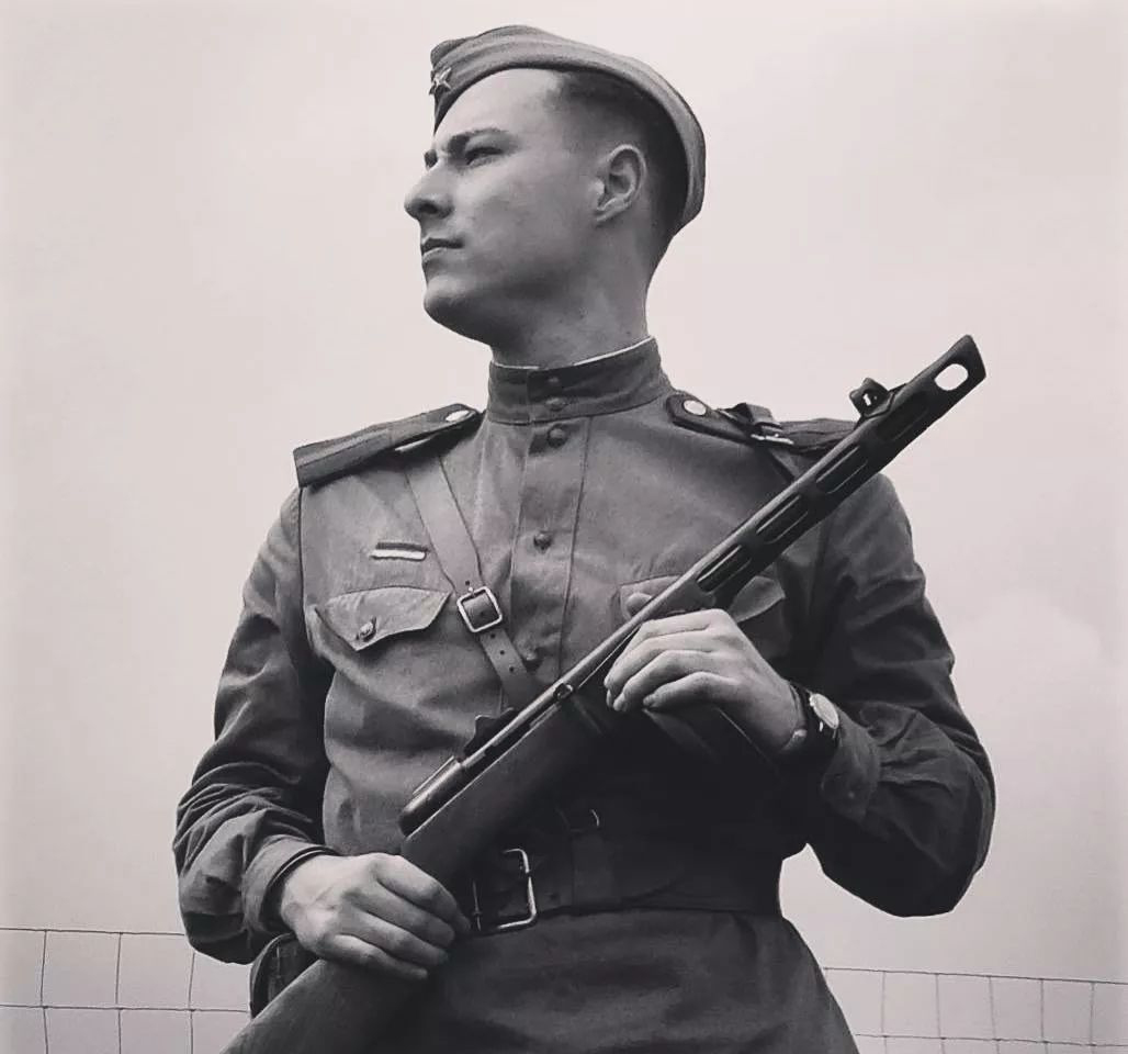 钓鱼钓出“二战神器”，苏军600万支打败德军，卫国战争胜利靠它