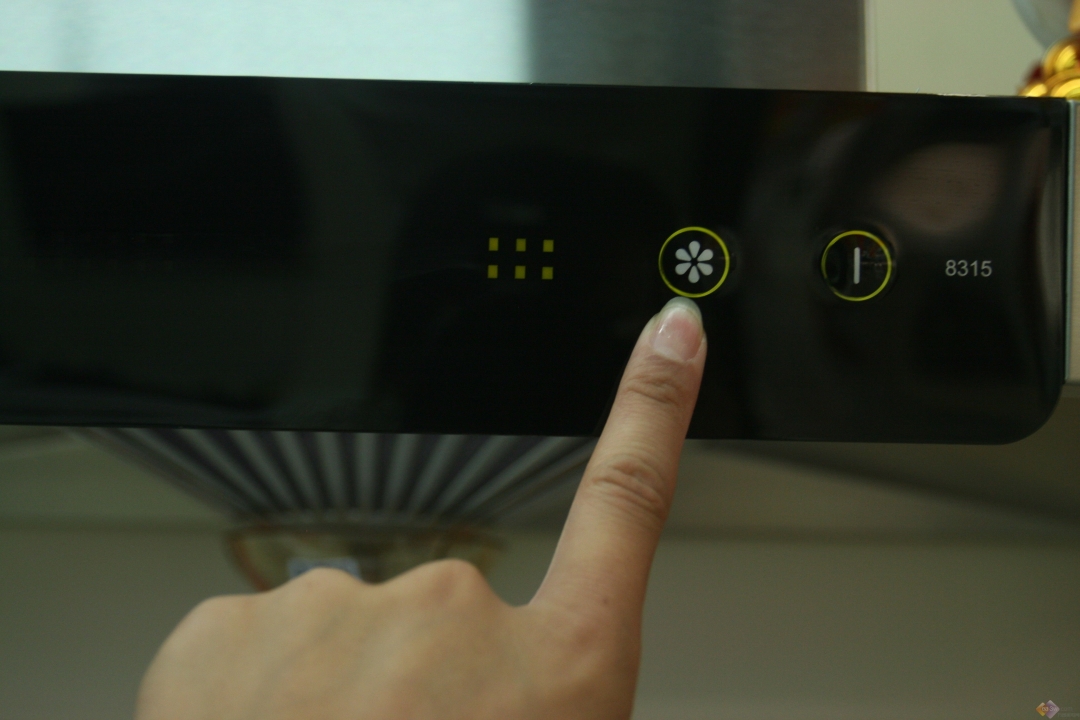 德意油烟机按键失灵如何处理,华帝油烟机按键失灵怎么解决