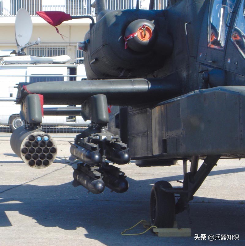 美国AH-64“阿帕奇”武装直升机