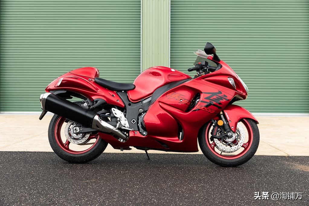 铃木gsx1300黑武士铃木隼,铃木gsx1000r2022款实拍试驾