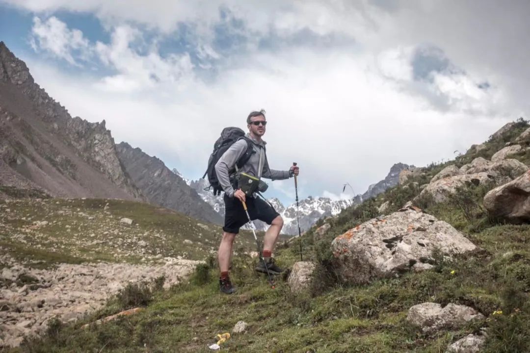 西北望射天狼深度解析,西北望射天狼霸气吗