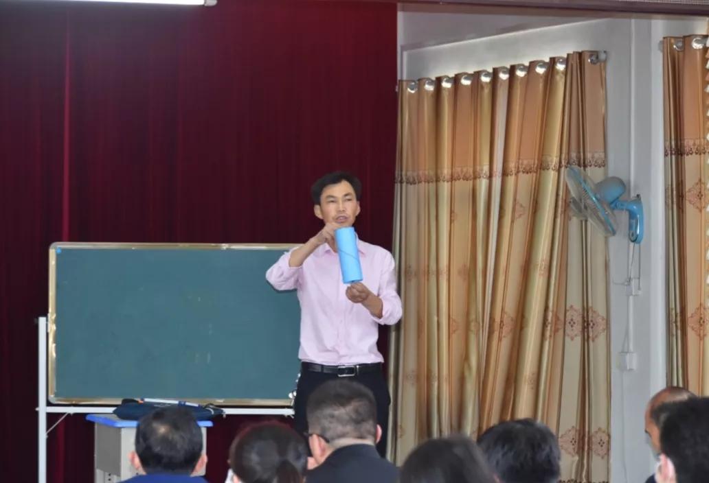 教研示范引领,精准教研促教学