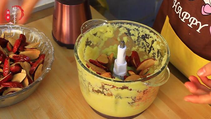 冬天女性手脚冰凉就喝它每天一杯,冬天早上起来喝一杯什么可以驱寒