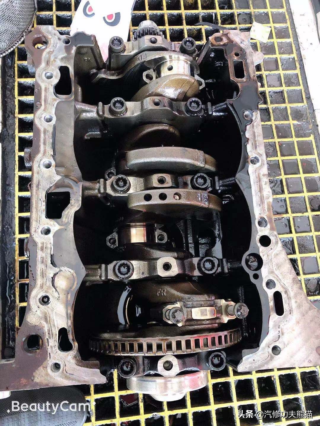 2012款夏朗2.0t烧机油怎么处理,大众夏朗2016款为什么会烧机油