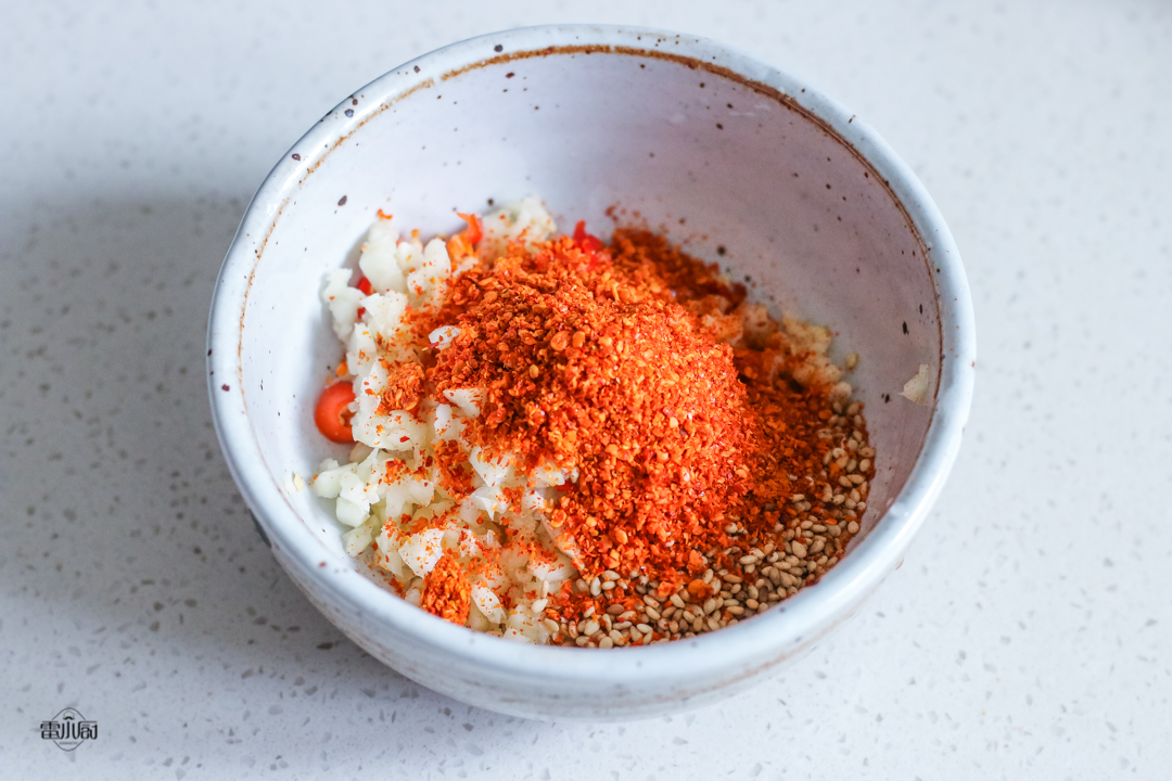 万能的凉拌调料汁，牢记黄金比例“10个1”，夏日拌凉菜不求人