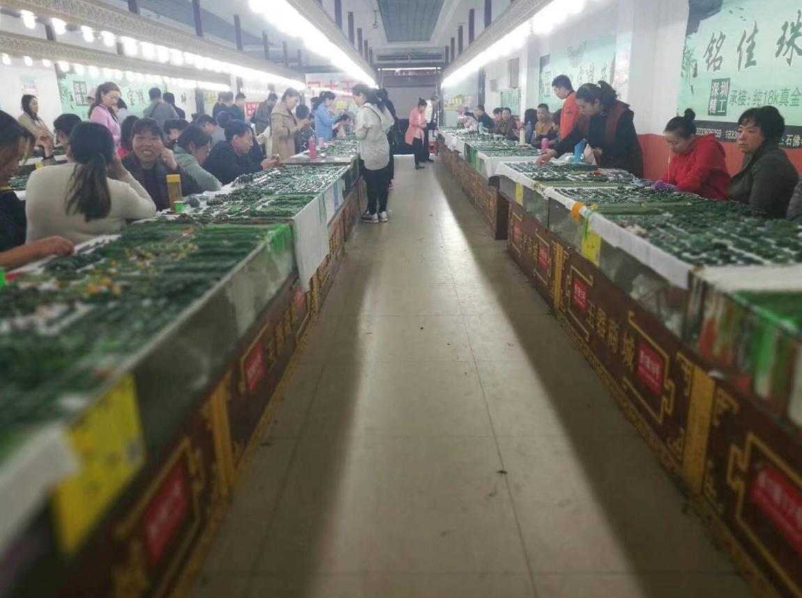 石佛寺这几个市场，玉石品种丰富，款式独特，你去过几个？