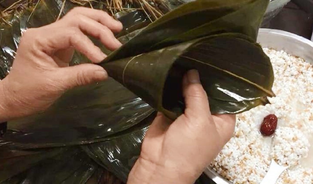 粽子最简单的教程完整版,粽子最简单包法紧实不散不漏米