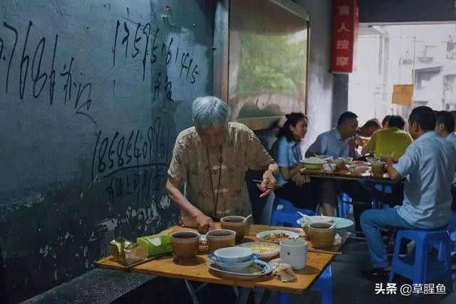 重庆解放碑附近苍蝇馆子前十名,重庆美食苍蝇馆子解放碑附近