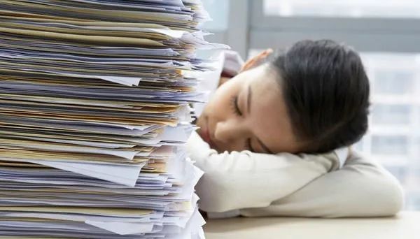 上课总想睡觉怎么改善？