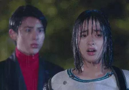 刘亦菲柳岩林允披肩,林允柳岩