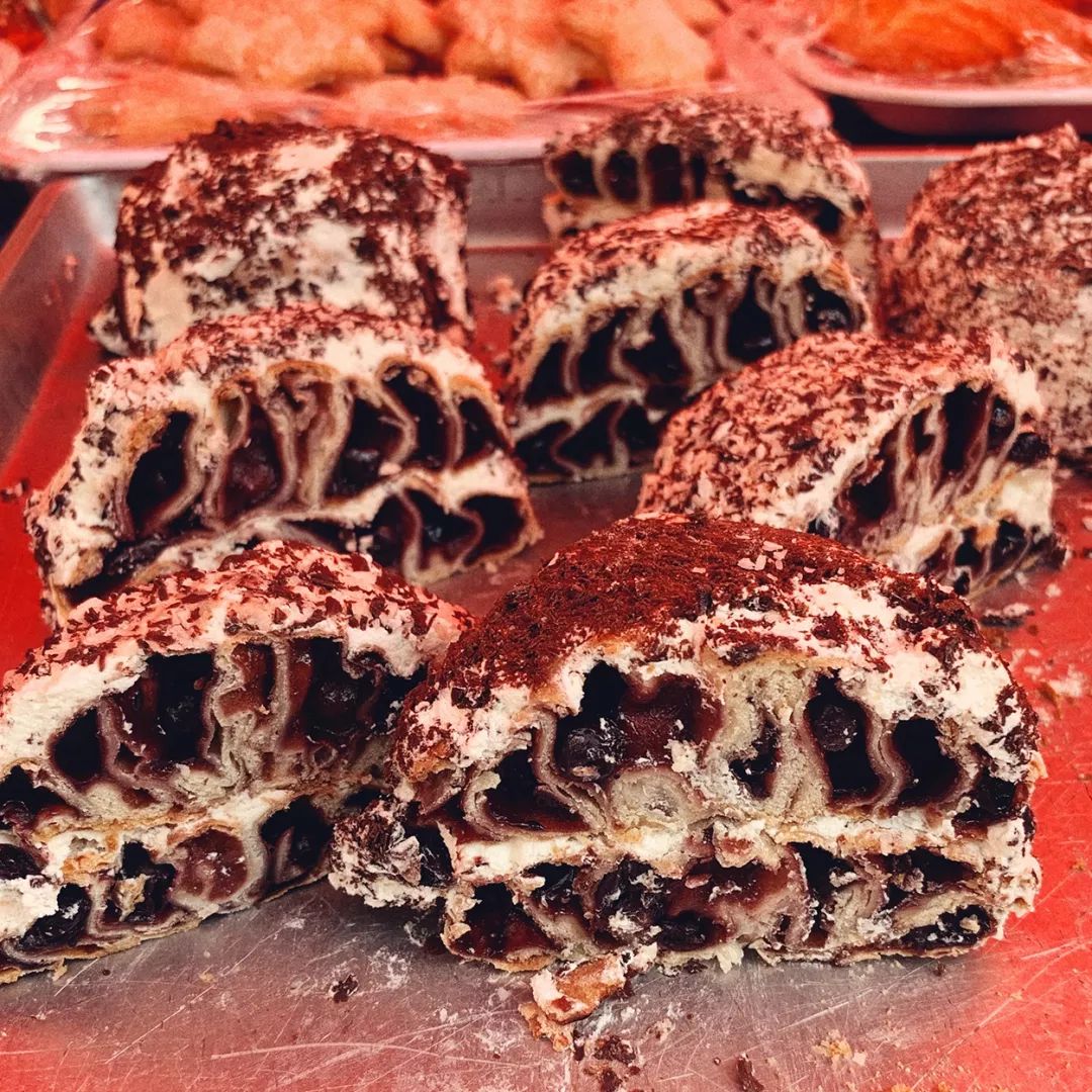 上海哪里有清真美食,上海网红广场美食街